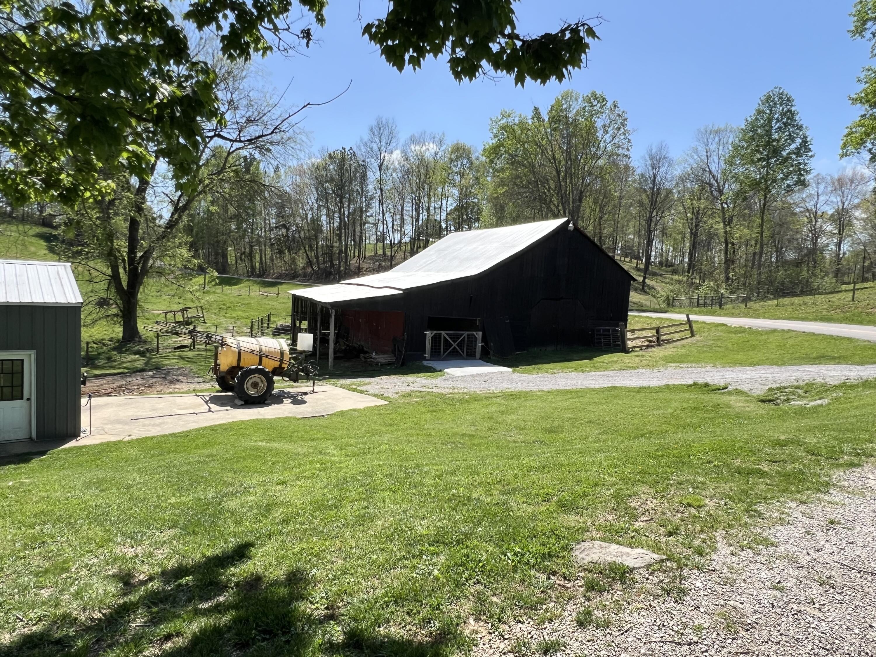 1428 Denney Road Albany, KY 42602 - Photo 10 of 50 IMG_5911