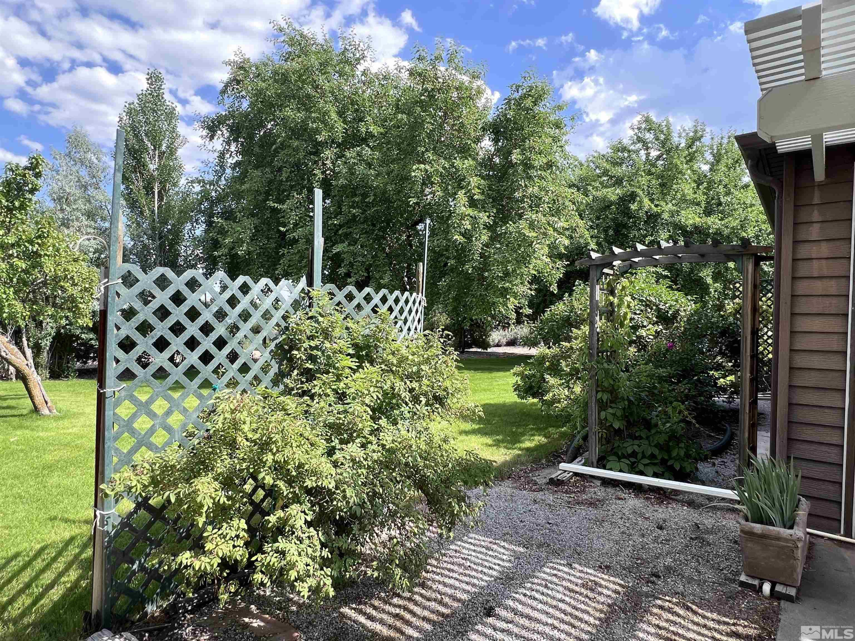 11845 Mistletoe Street Reno, NV 89506 - Photo 11 of 39 Photo 11
