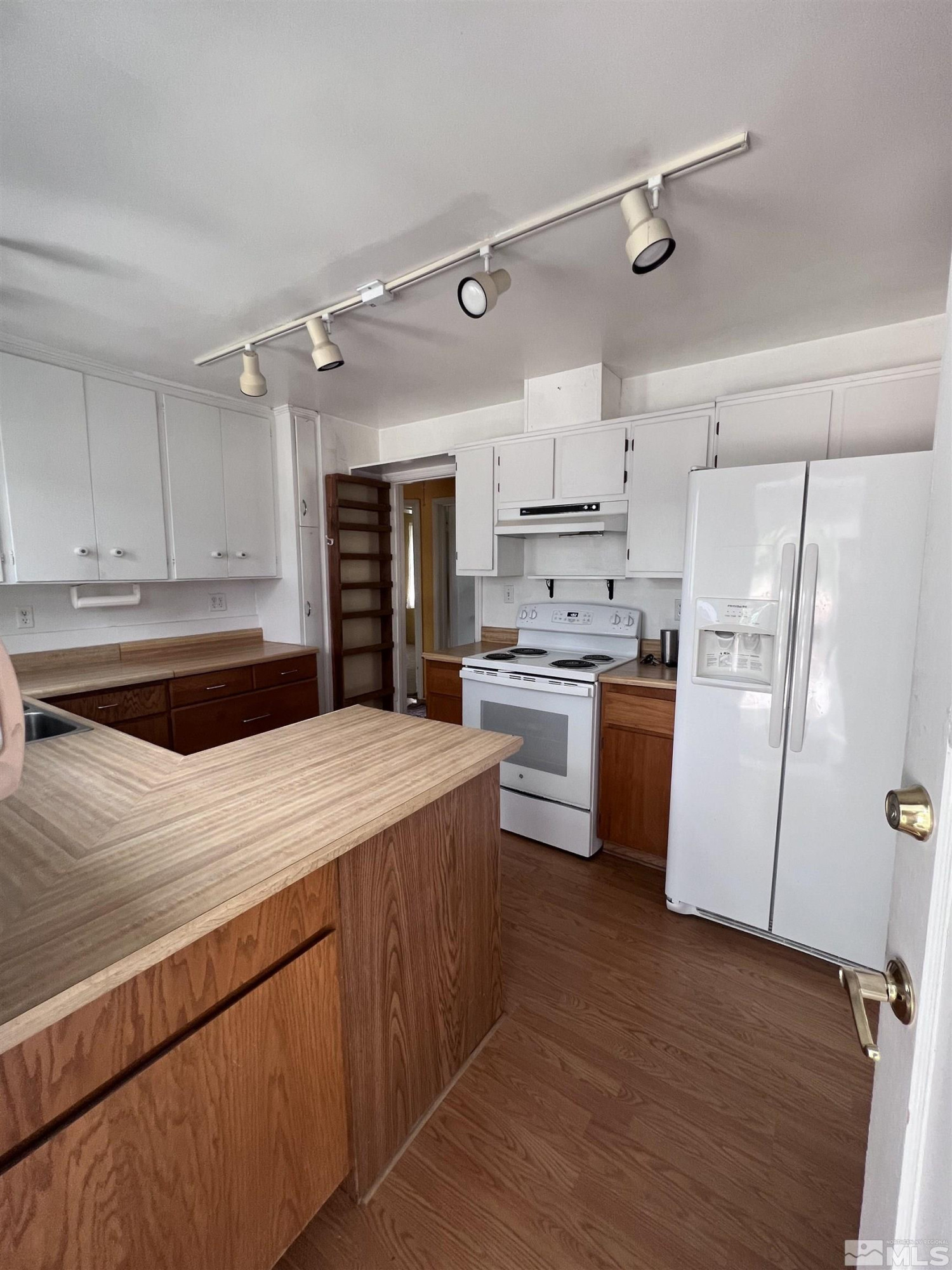 11845 Mistletoe Street Reno, NV 89506 - Photo 30 of 39 Photo 30