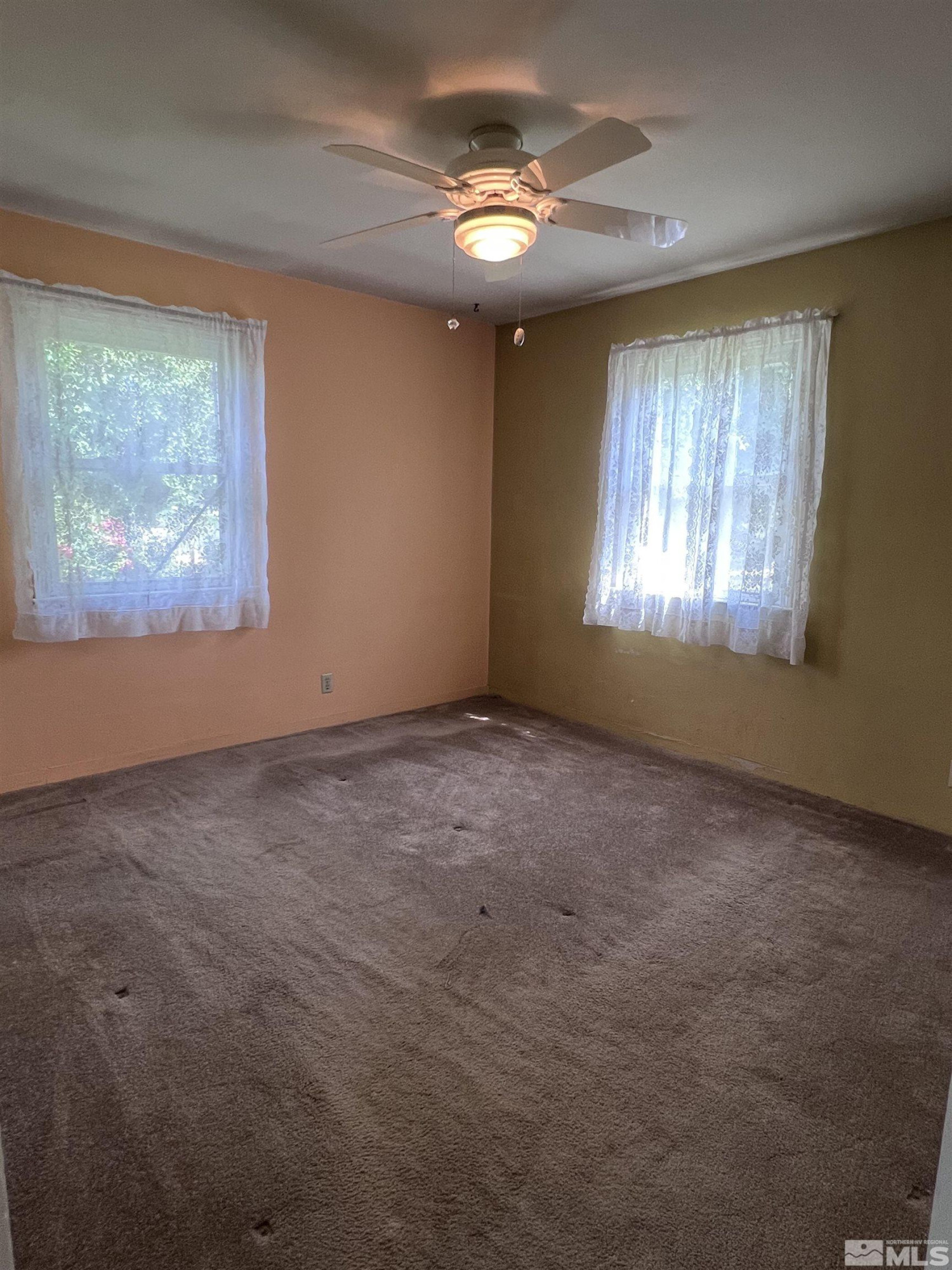 11845 Mistletoe Street Reno, NV 89506 - Photo 33 of 39 Photo 33