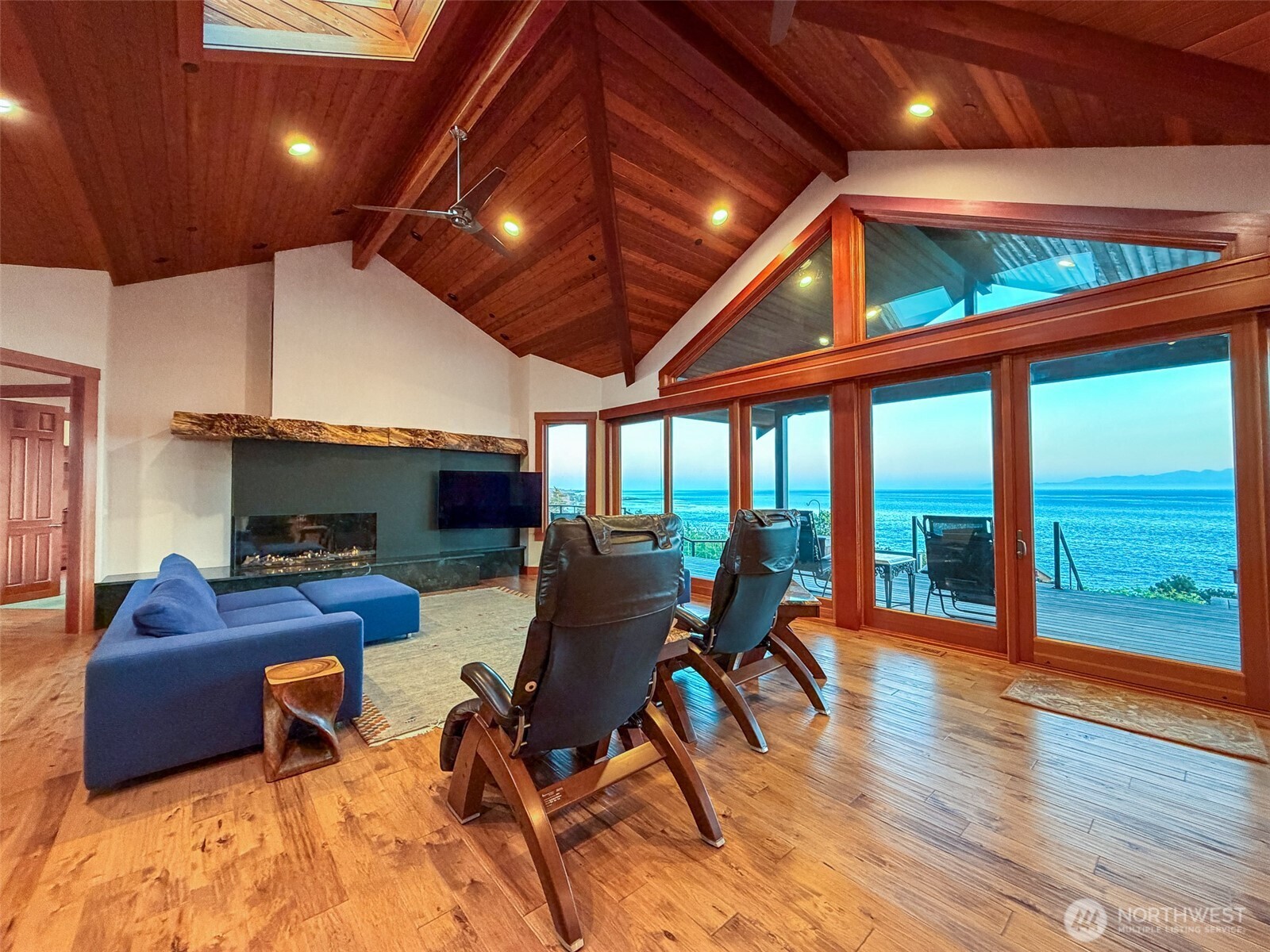 115 Clipper Way Friday Harbor, WA 98250 - Photo 11 of 38
