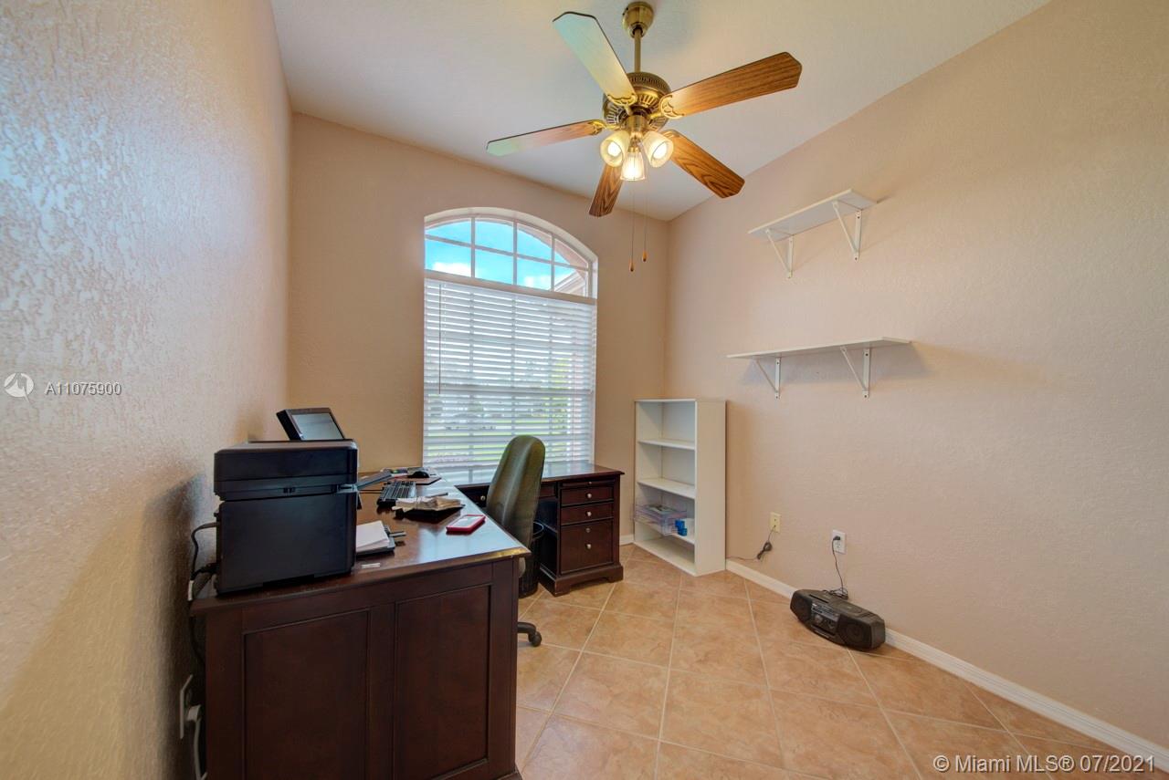 10175 Ridge Top Loop Brooksville, FL 34613 - Photo 22 of 33 Gallery Image 22