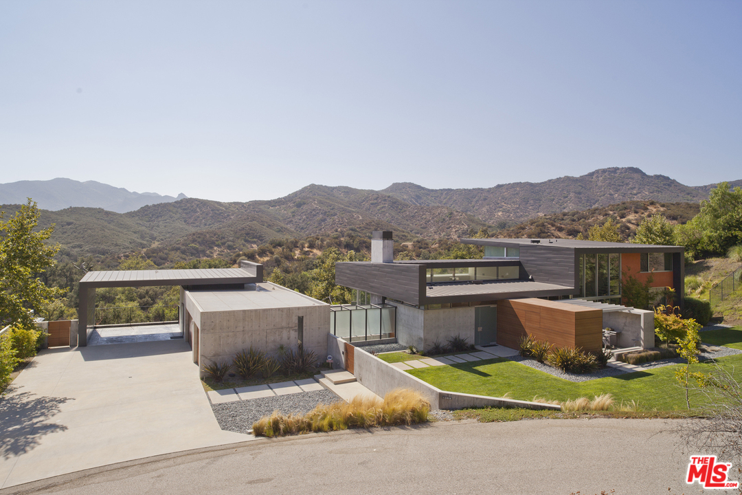 1055 Cold Canyon Road Calabasas, CA 91302 - Photo 2 of 51 Gallery Image 2
