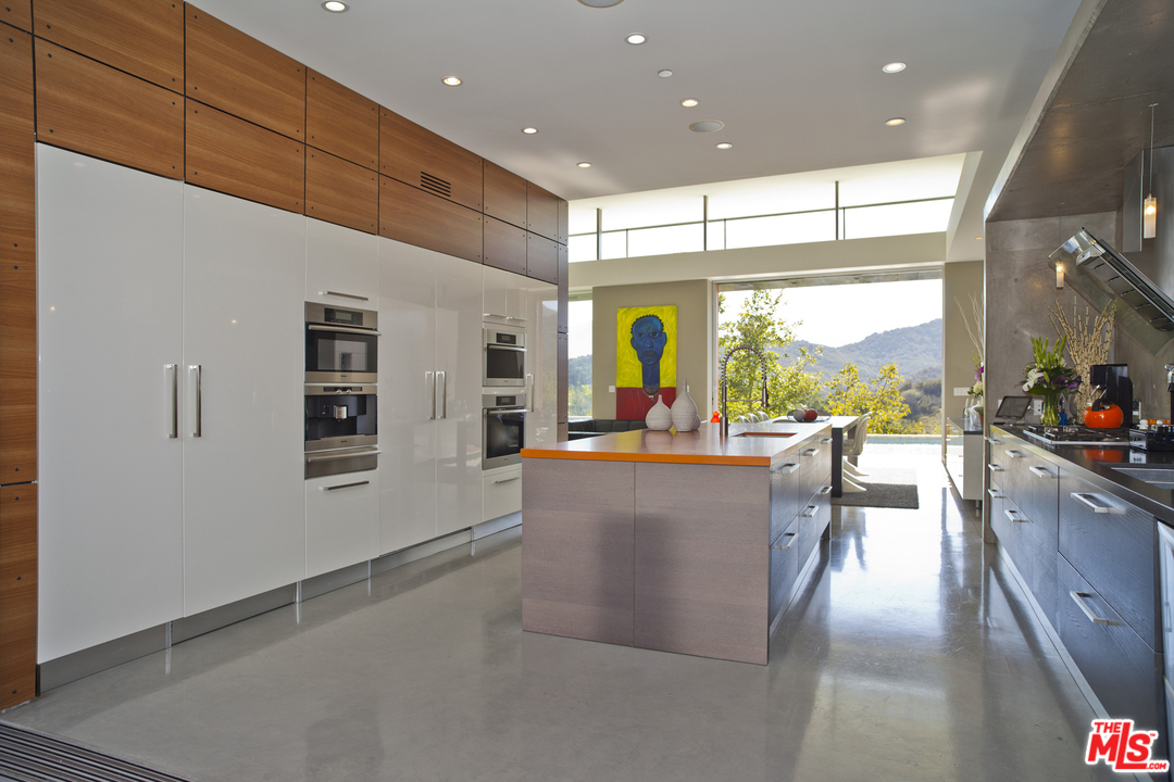 1055 Cold Canyon Road Calabasas, CA 91302 - Photo 11 of 51 Gallery Image 11