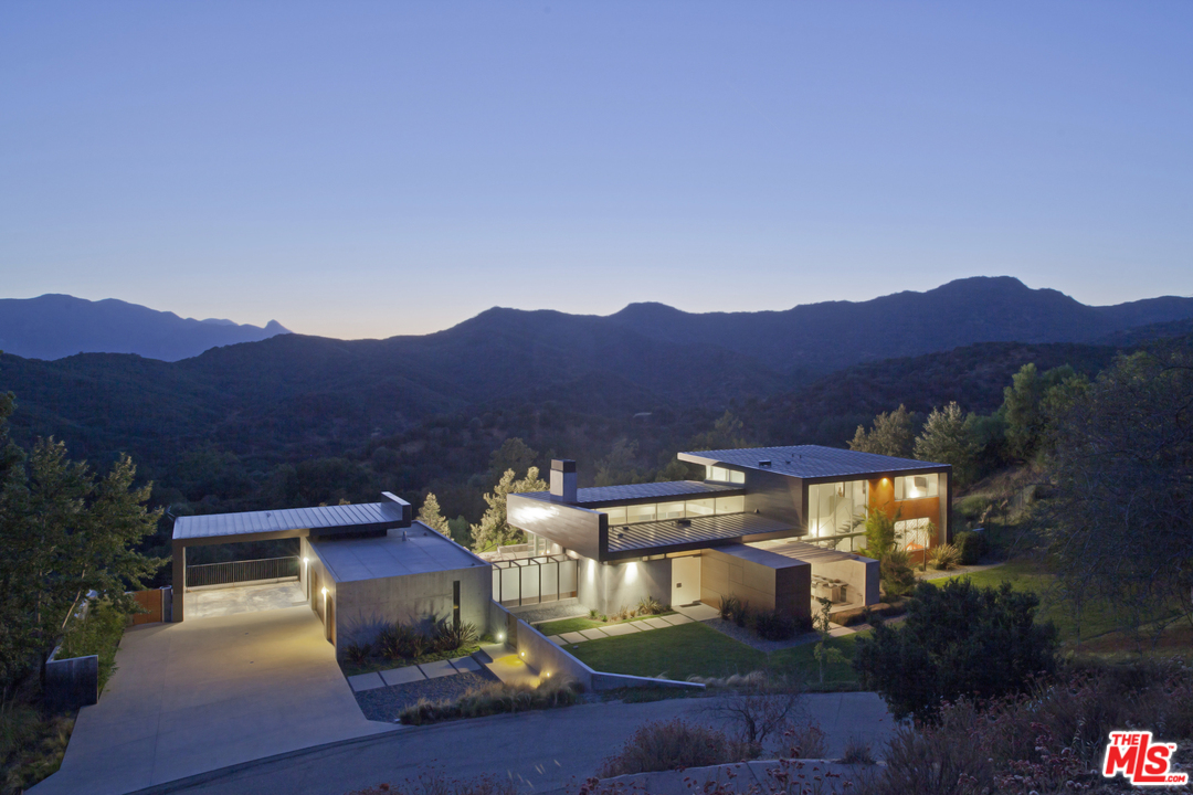 1055 Cold Canyon Road Calabasas, CA 91302 - Photo 4 of 51 Gallery Image 4