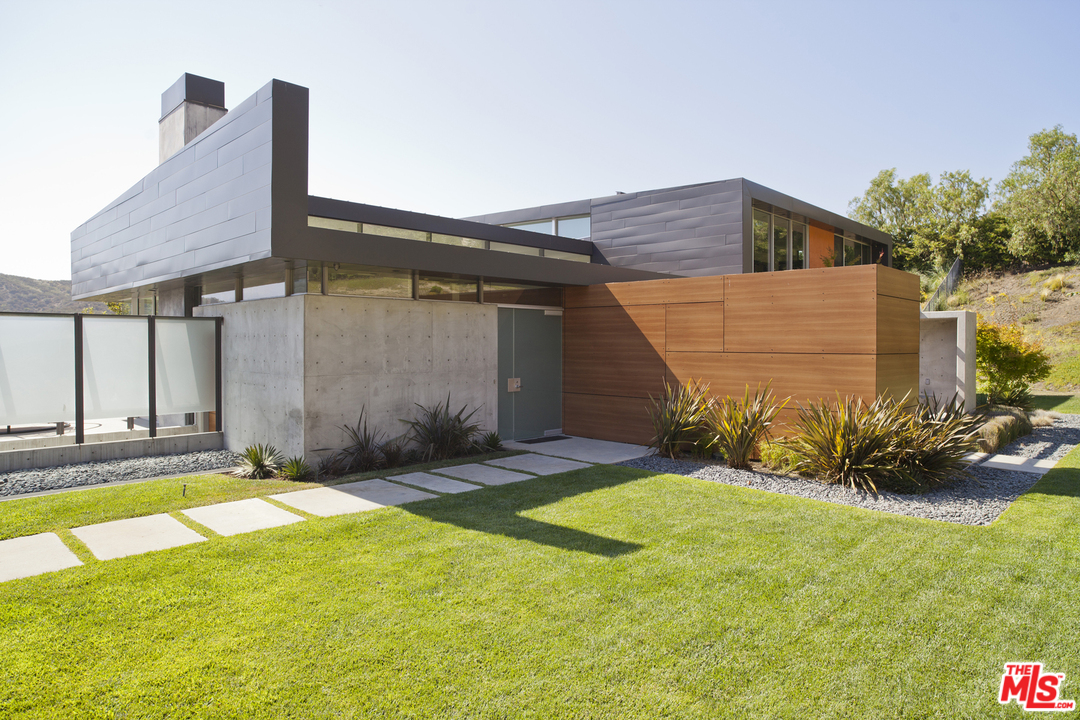 1055 Cold Canyon Road Calabasas, CA 91302 - Photo 34 of 51 Gallery Image 34