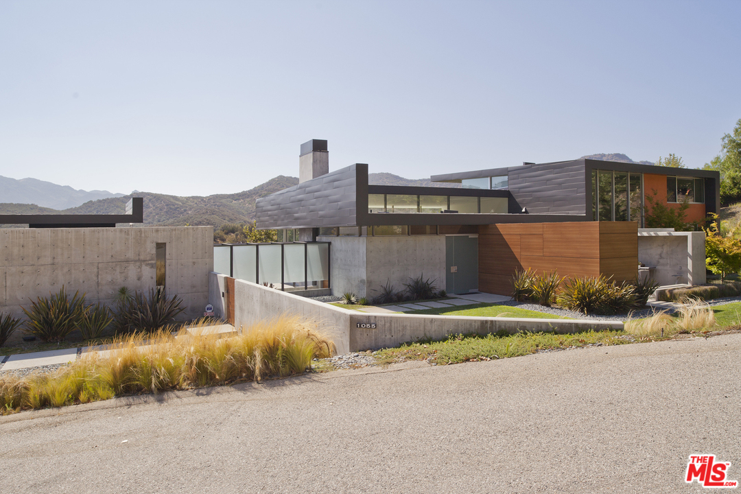 1055 Cold Canyon Road Calabasas, CA 91302 - Photo 43 of 51 Gallery Image 43