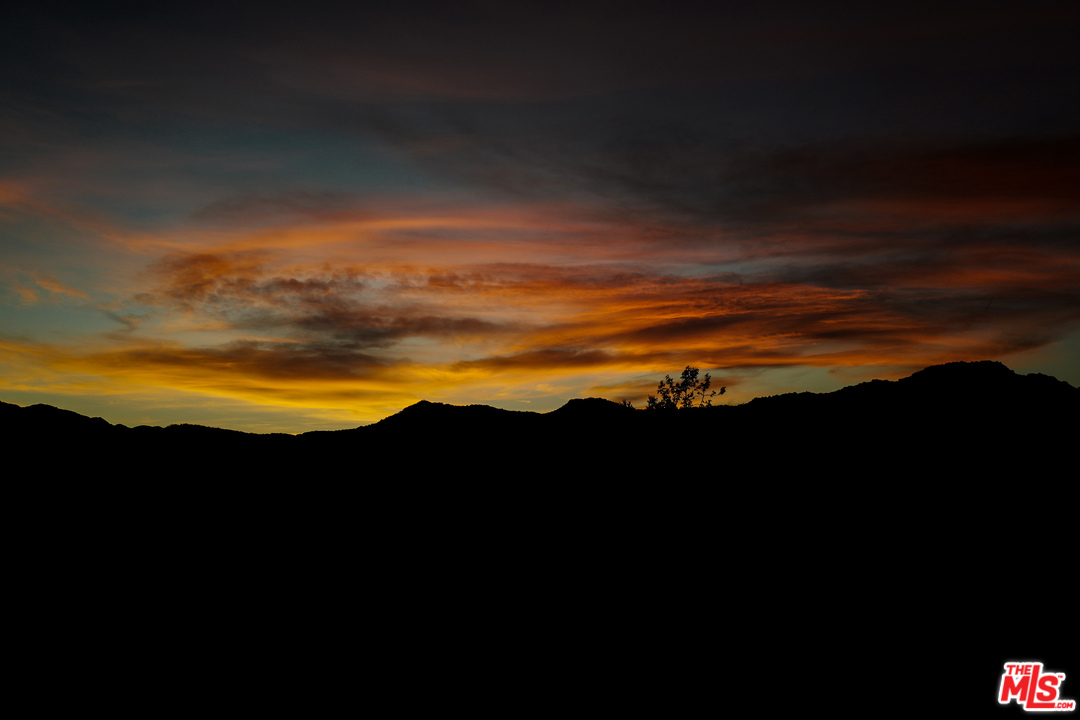 1055 Cold Canyon Road Calabasas, CA 91302 - Photo 46 of 51 Gallery Image 46