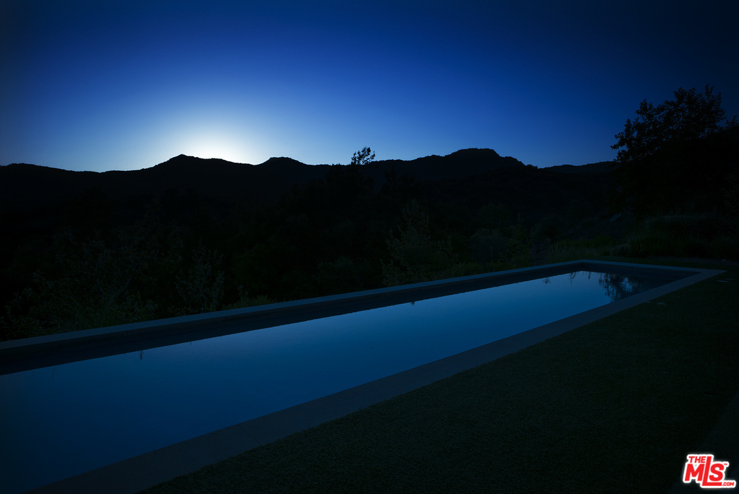 1055 Cold Canyon Road Calabasas, CA 91302 - Photo 47 of 51 Gallery Image 47