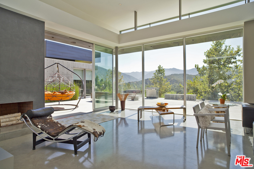 1055 Cold Canyon Road Calabasas, CA 91302 - Photo 7 of 51 Gallery Image 7