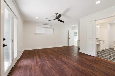 $2,695,000 | 3071 Locke Lane, Houston, TX 77019