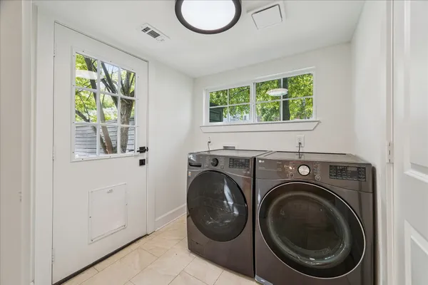 $2,695,000 | 3071 Locke Lane, Houston, TX 77019