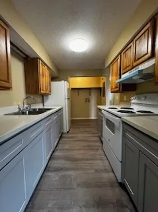 $1,295 | 948 East Monterey Court, Unit B, Gretna, LA 70056