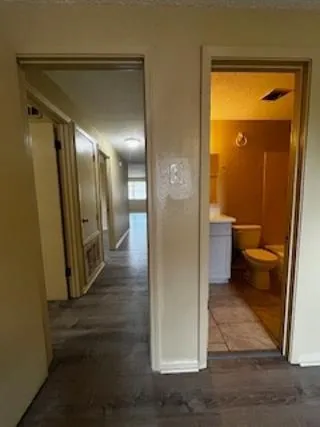 $1,295 | 948 East Monterey Court, Unit B, Gretna, LA 70056