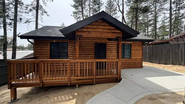 $1,550 | 54317 Pine Crest Avenue, Idyllwild, CA 92549