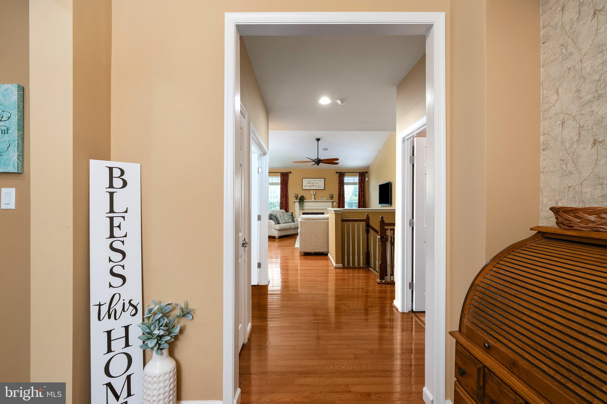27 Applegate Drive Florence, NJ 08518 - Photo 4 of 30