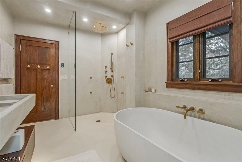 7 Prospect Terrace Montclair, NJ 07042 - Photo 24 of 48