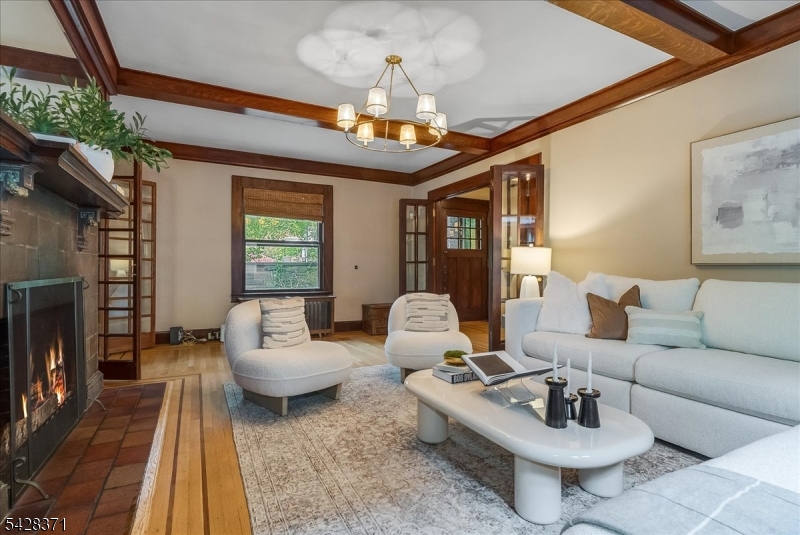 7 Prospect Terrace Montclair, NJ 07042 - Photo 7 of 48