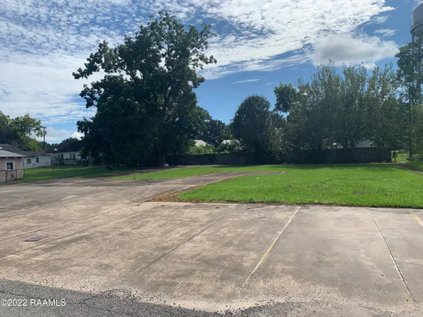 $25,000 | 213-2 North Charles Campbell Street, Abbeville, LA 70510