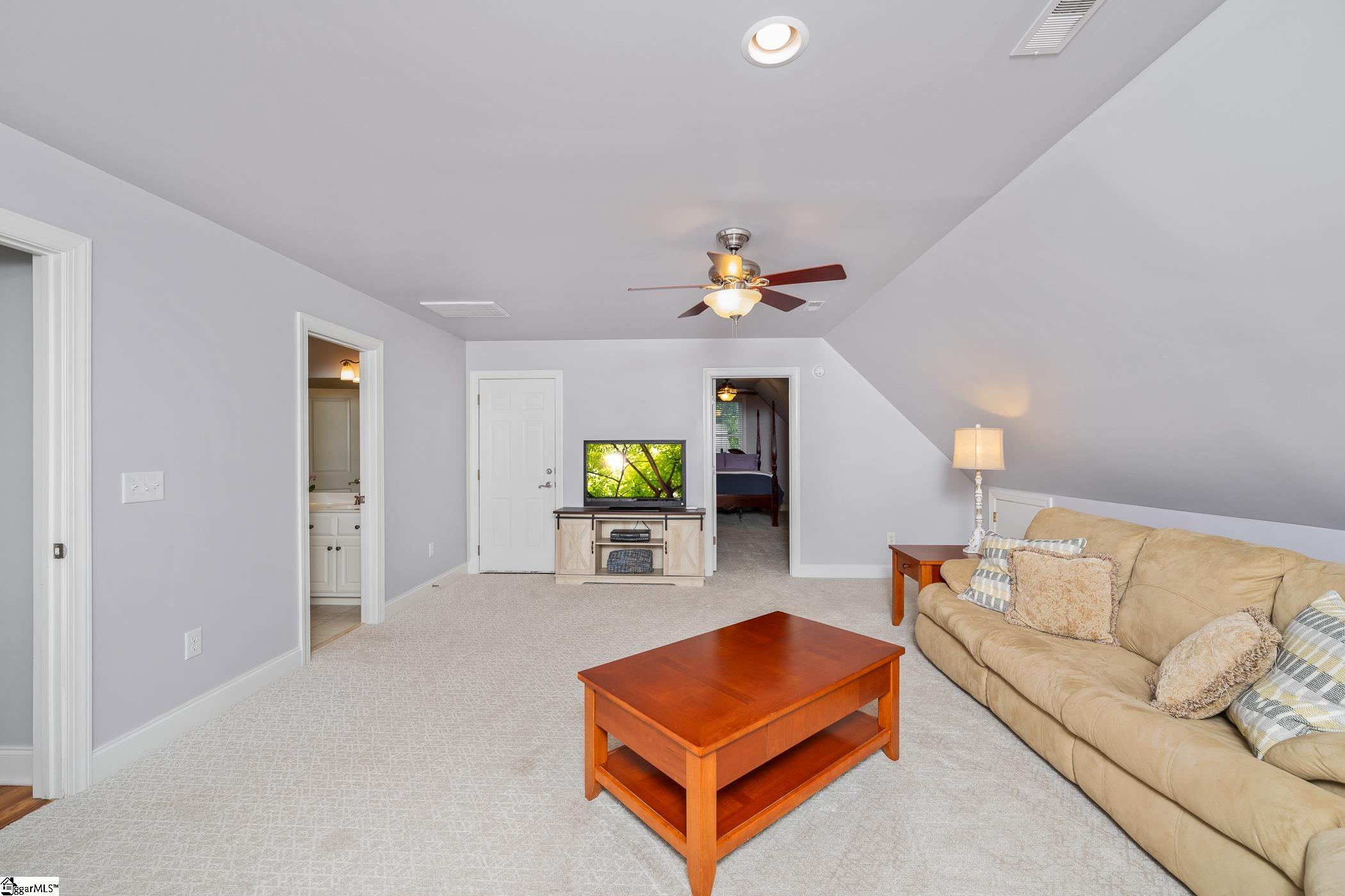 127 Warren Drive Easley, SC 29640 - Photo 34 of 49