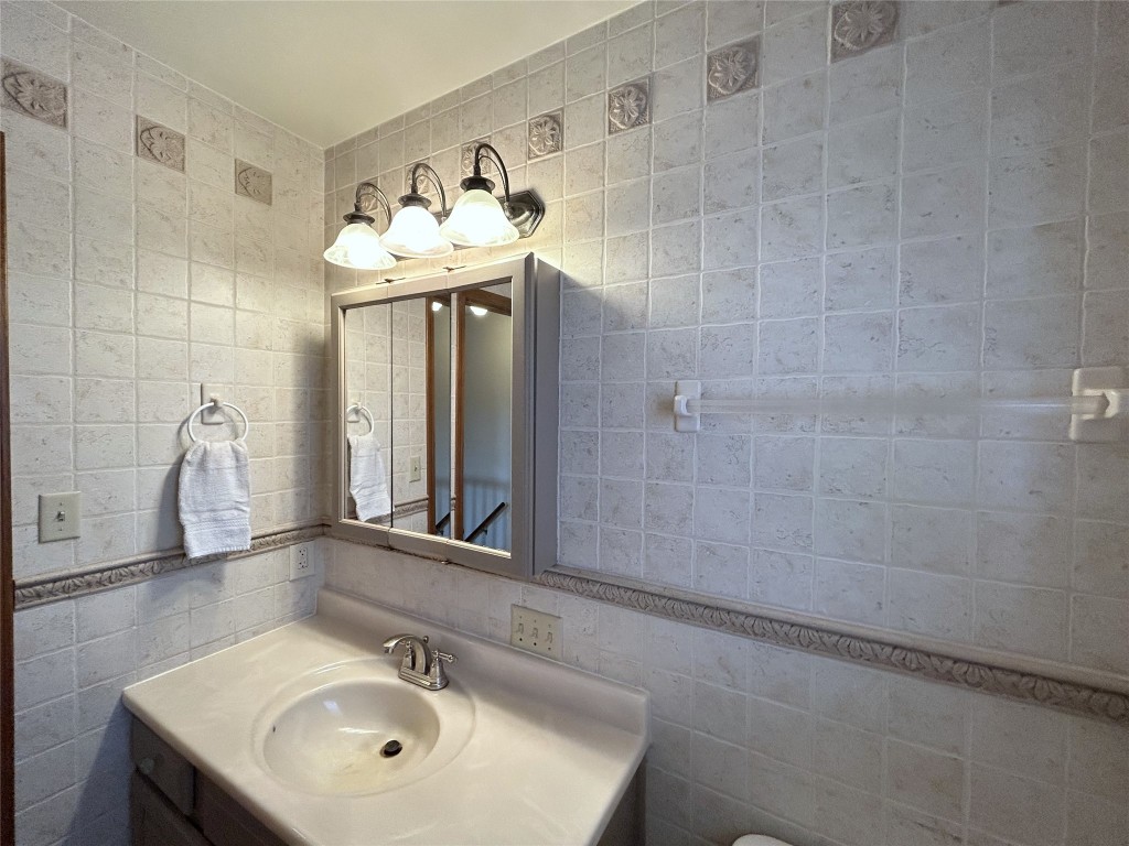 79 Coventry Road Endicott, NY 13760 - Photo 24 of 34 Gallery Image 24