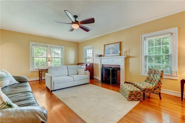 $2,500,000 | 17 East Main Street, Thomasville, NC 27360