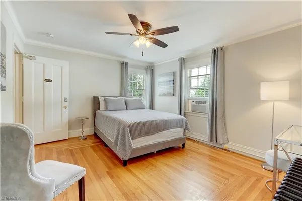 $2,500,000 | 17 East Main Street, Thomasville, NC 27360