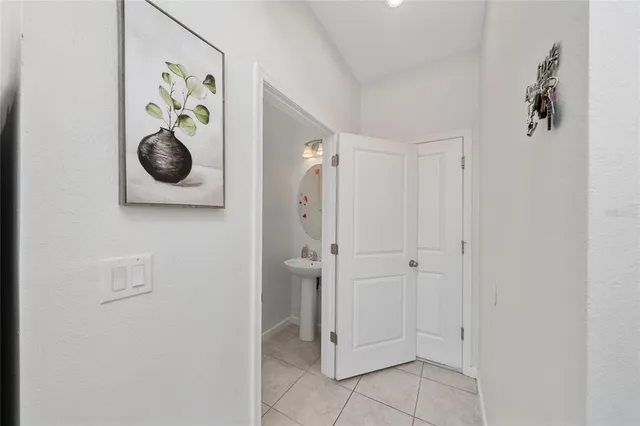 $3,200 | 3173 Armstrong Spring Drive, Kissimmee, FL 34744