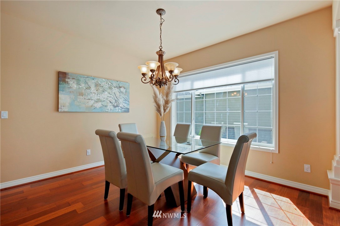 1131 South 36th Place Renton, WA 98055 - Photo 7 of 40