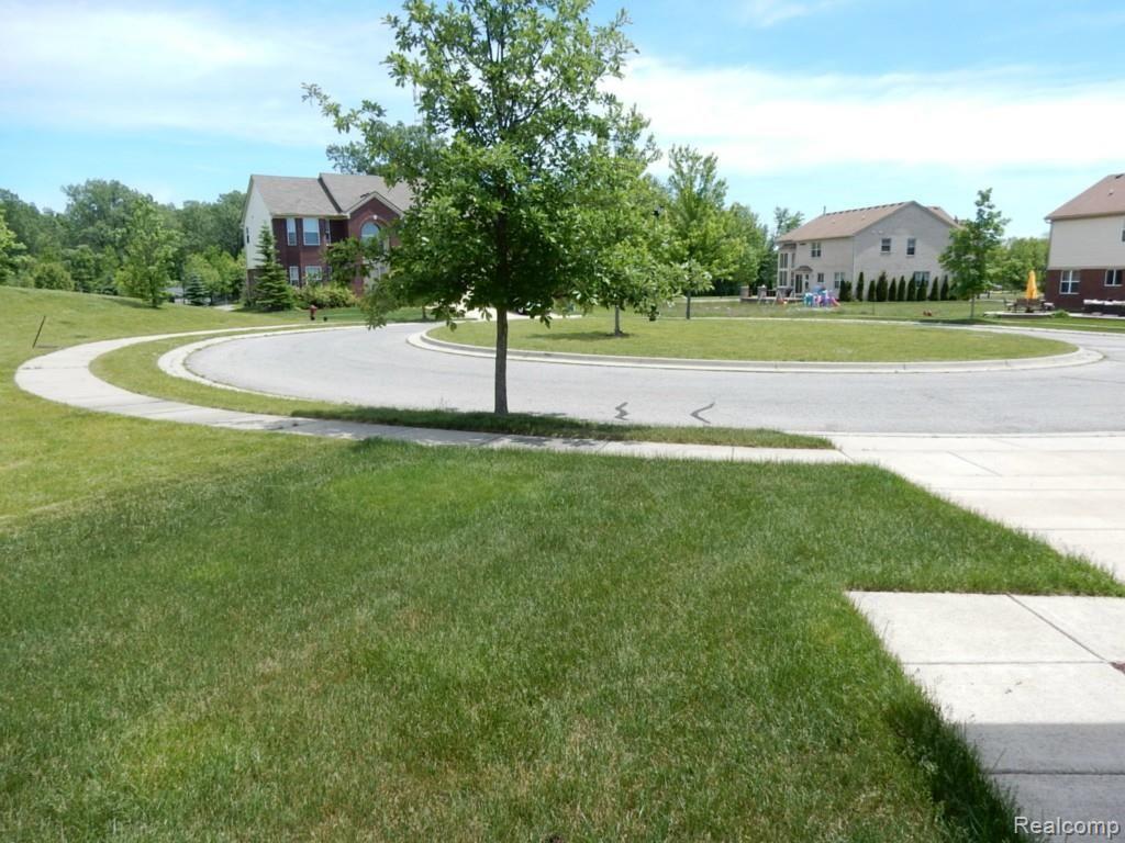 29223 Ridge Court Warren, MI 48092 - Photo 29 of 30 2015-06-05 01.46