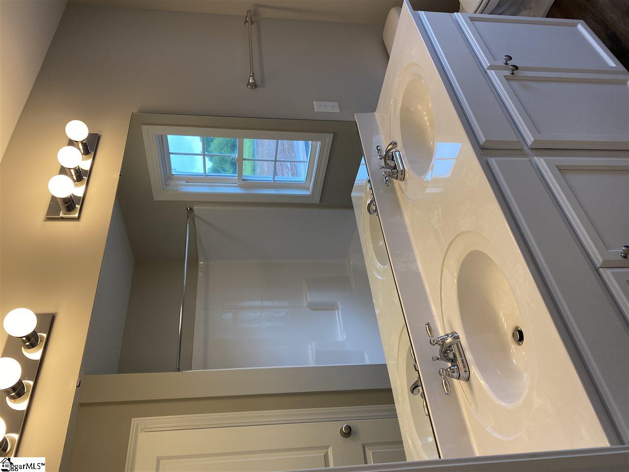 3501 Old Buncombe Road Greenville, SC 29617 - Photo 12 of 25 Gallery Image 12