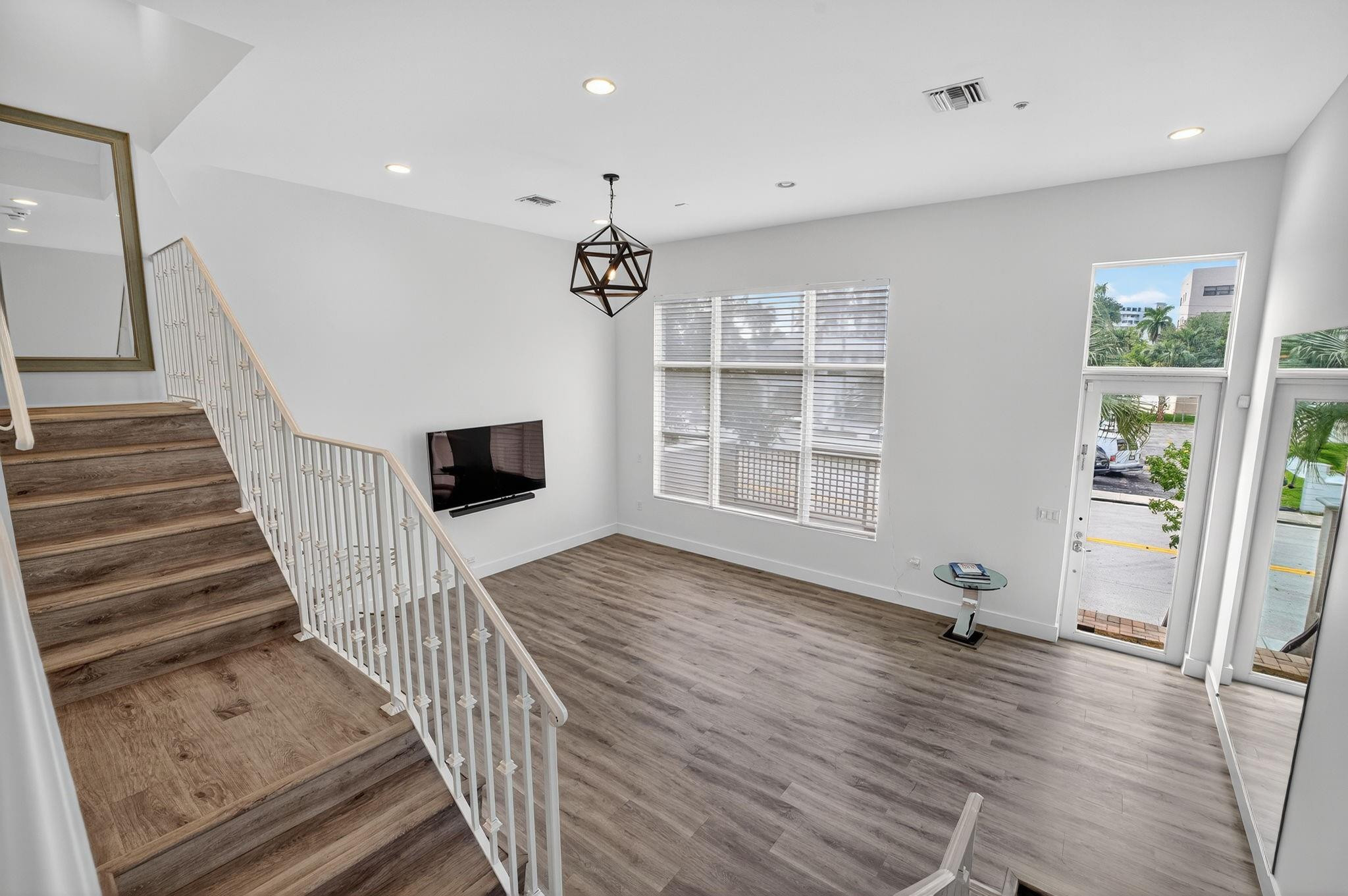 508 North Birch Road, Unit 508 Fort Lauderdale, FL 33304 - Photo 12 of 88 Photo 12