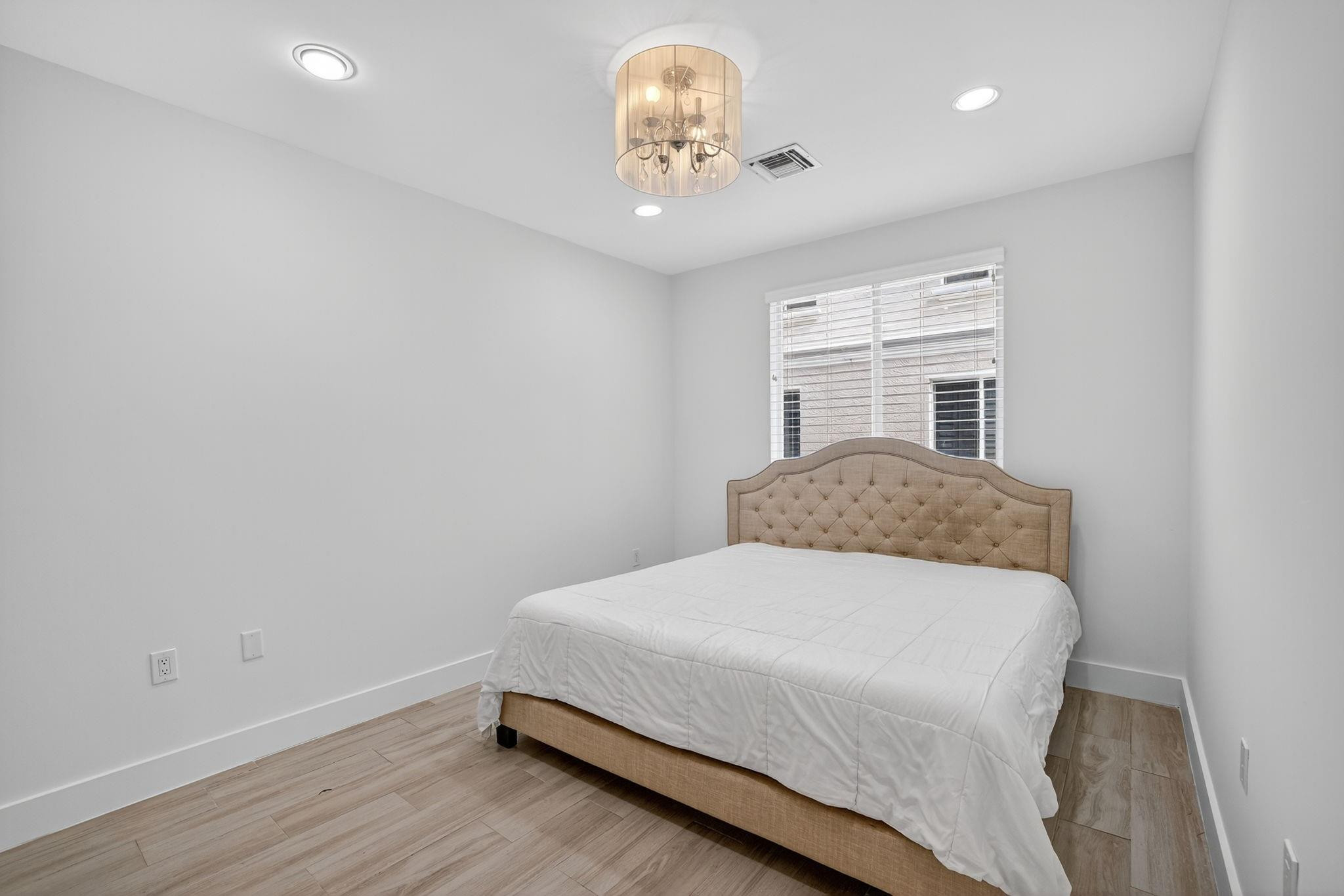 508 North Birch Road, Unit 508 Fort Lauderdale, FL 33304 - Photo 37 of 88 Photo 37