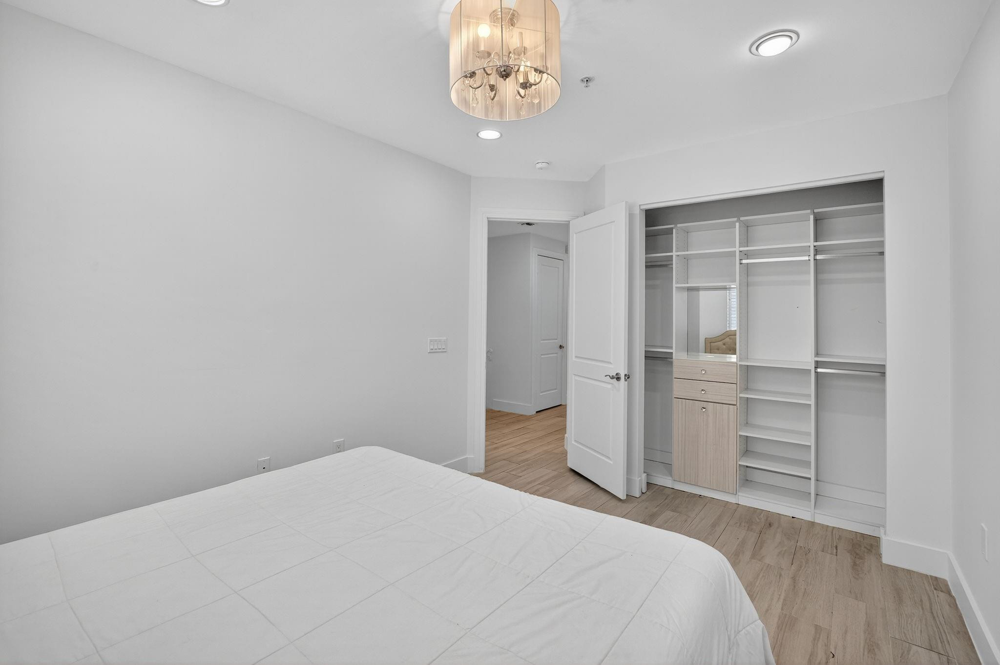 508 North Birch Road, Unit 508 Fort Lauderdale, FL 33304 - Photo 38 of 88 Photo 38