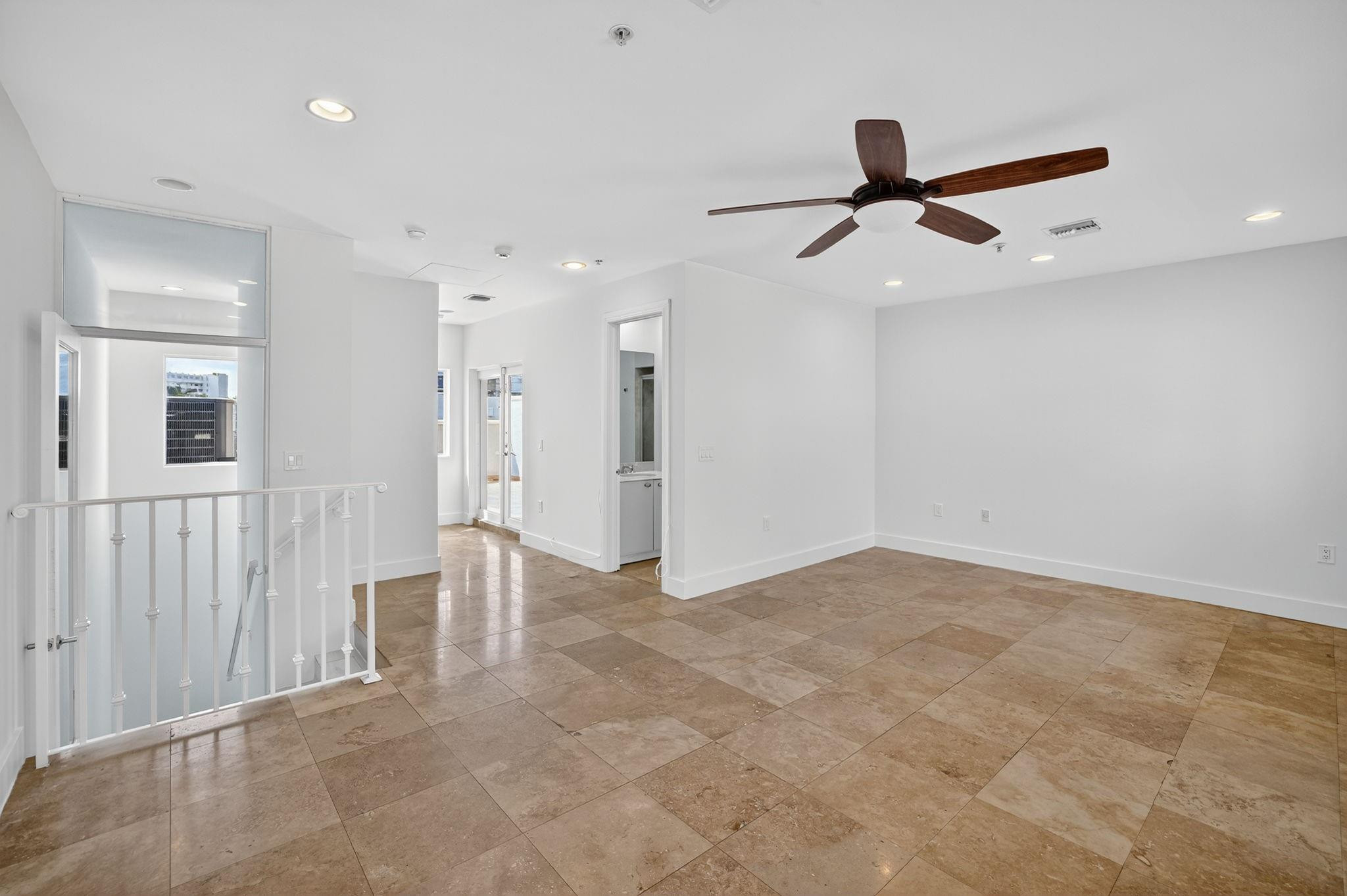 508 North Birch Road, Unit 508 Fort Lauderdale, FL 33304 - Photo 44 of 88 Photo 44