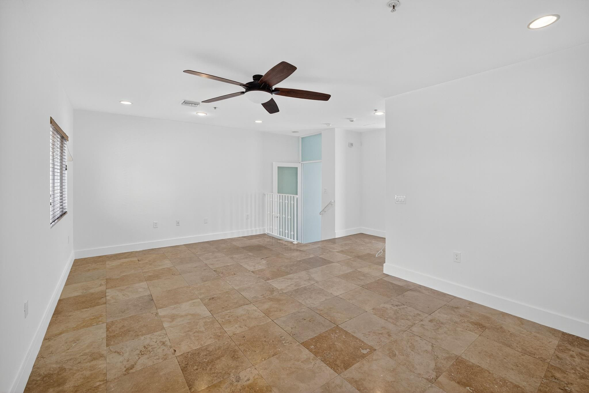 508 North Birch Road, Unit 508 Fort Lauderdale, FL 33304 - Photo 45 of 88 Photo 45