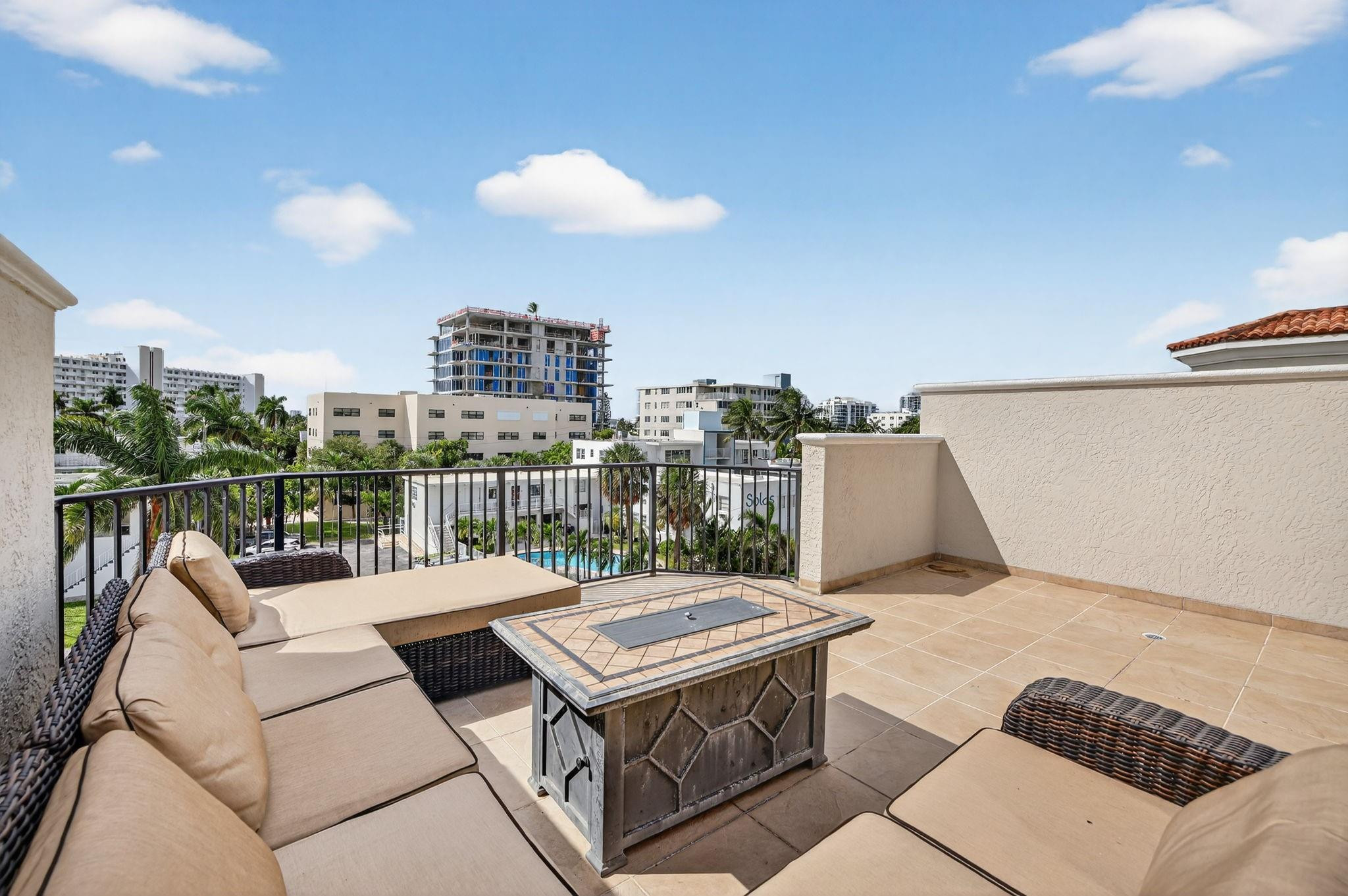 508 North Birch Road, Unit 508 Fort Lauderdale, FL 33304 - Photo 51 of 88 Photo 51