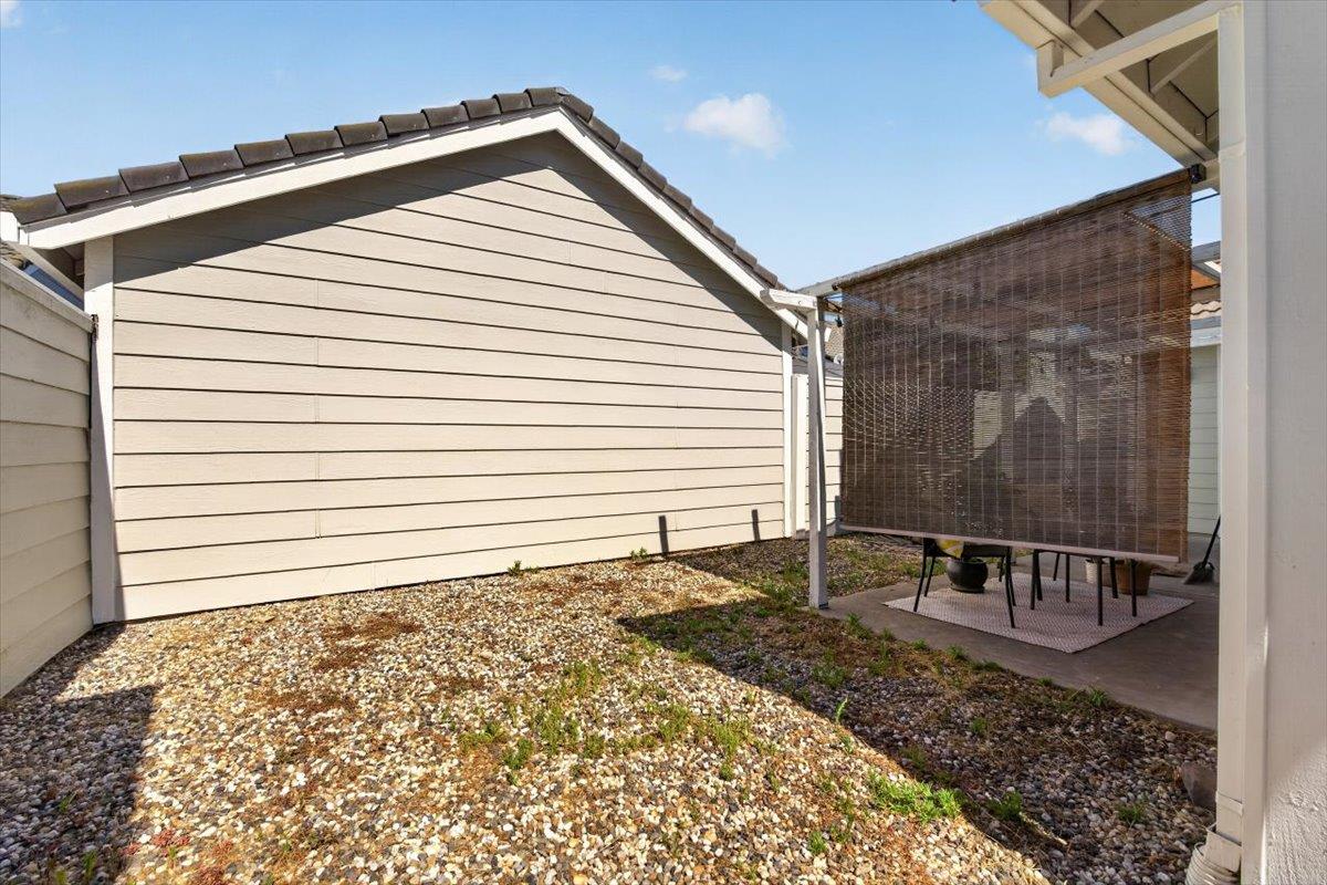 3545 Blackstone Way Modesto, CA 95356 - Photo 23 of 27