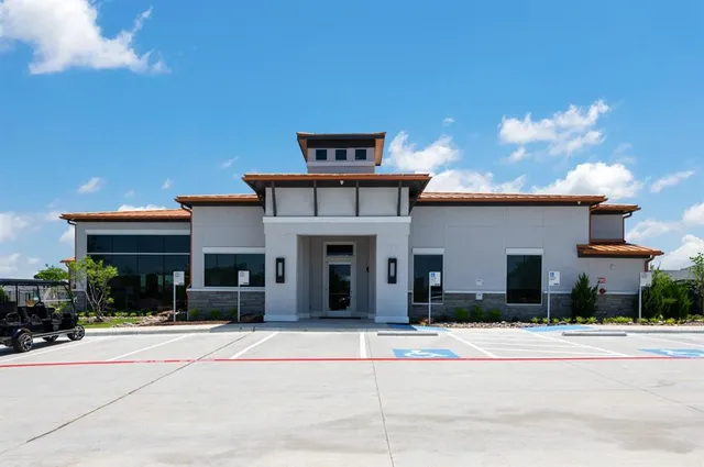 $2,857 | 579 Lloyd's Road, Unit 610B, Little Elm, TX 75068