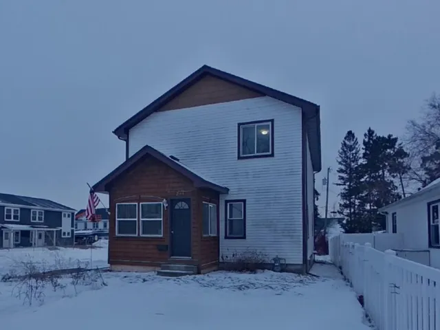 $2,199 | 2144 Sherwood Avenue, St. Paul, MN 55119