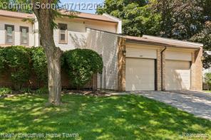 1077 Willow Grove Court Rochester Hills, MI 48307 - Photo 32 of 34