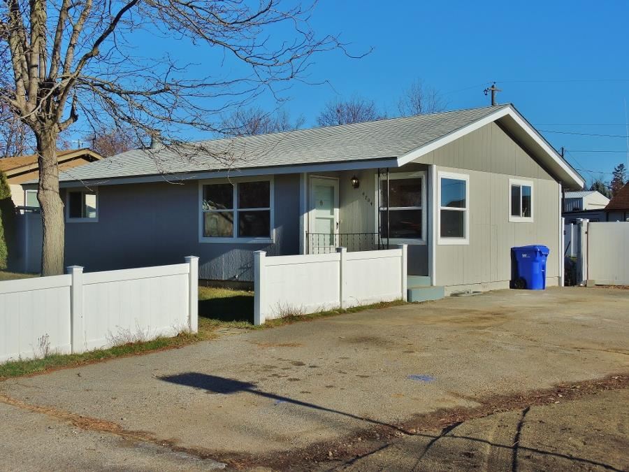 4704 North Mayhew Road Spokane Valley, WA 99216 - Photo 1 of 20