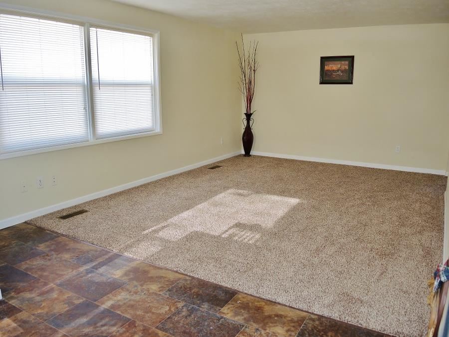 4704 North Mayhew Road Spokane Valley, WA 99216 - Photo 2 of 20