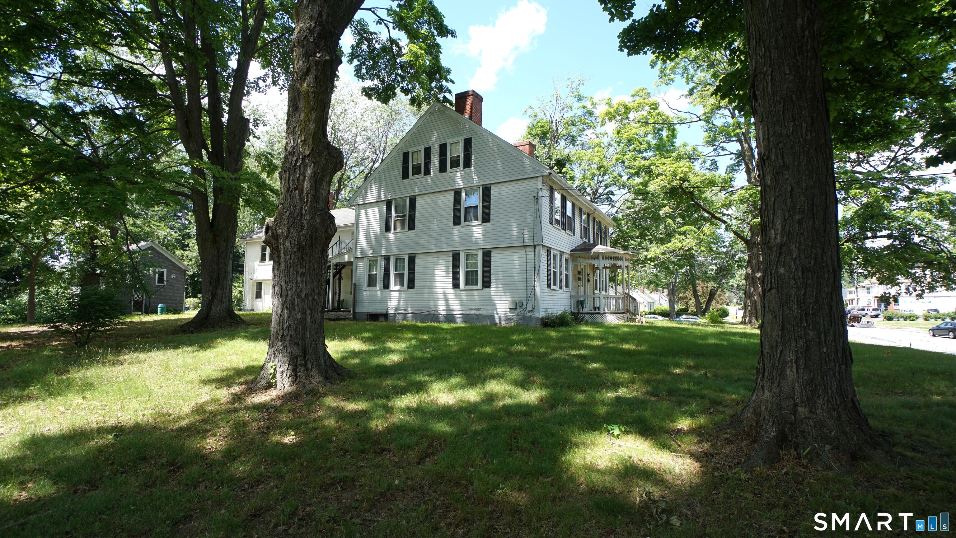 245 Deerfield Road Windsor, CT 06095 - Photo 6 of 27