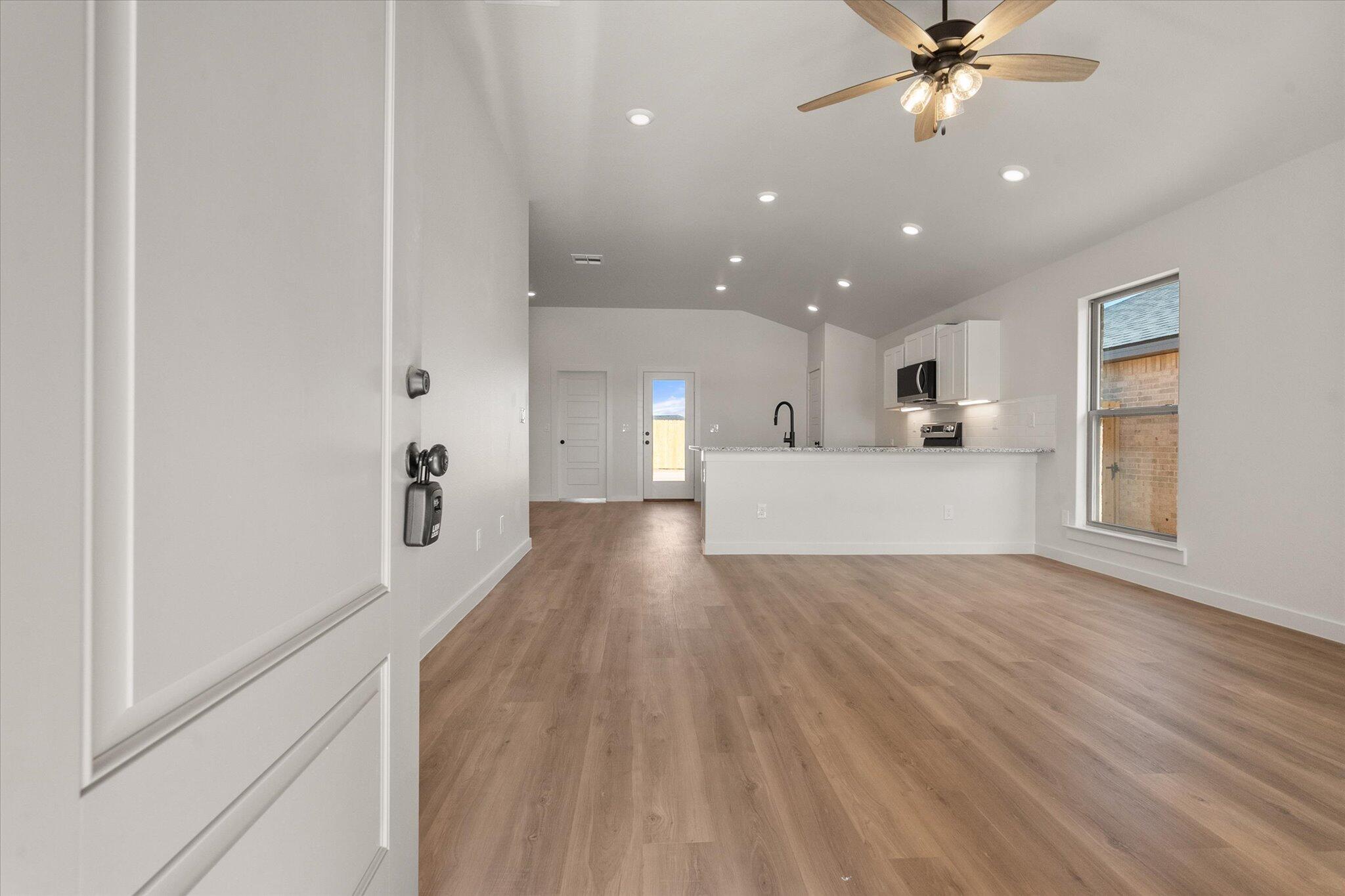 3116 138th Place Lubbock, TX 79423 - Photo 2 of 21 05-3116 138th Pl_9838