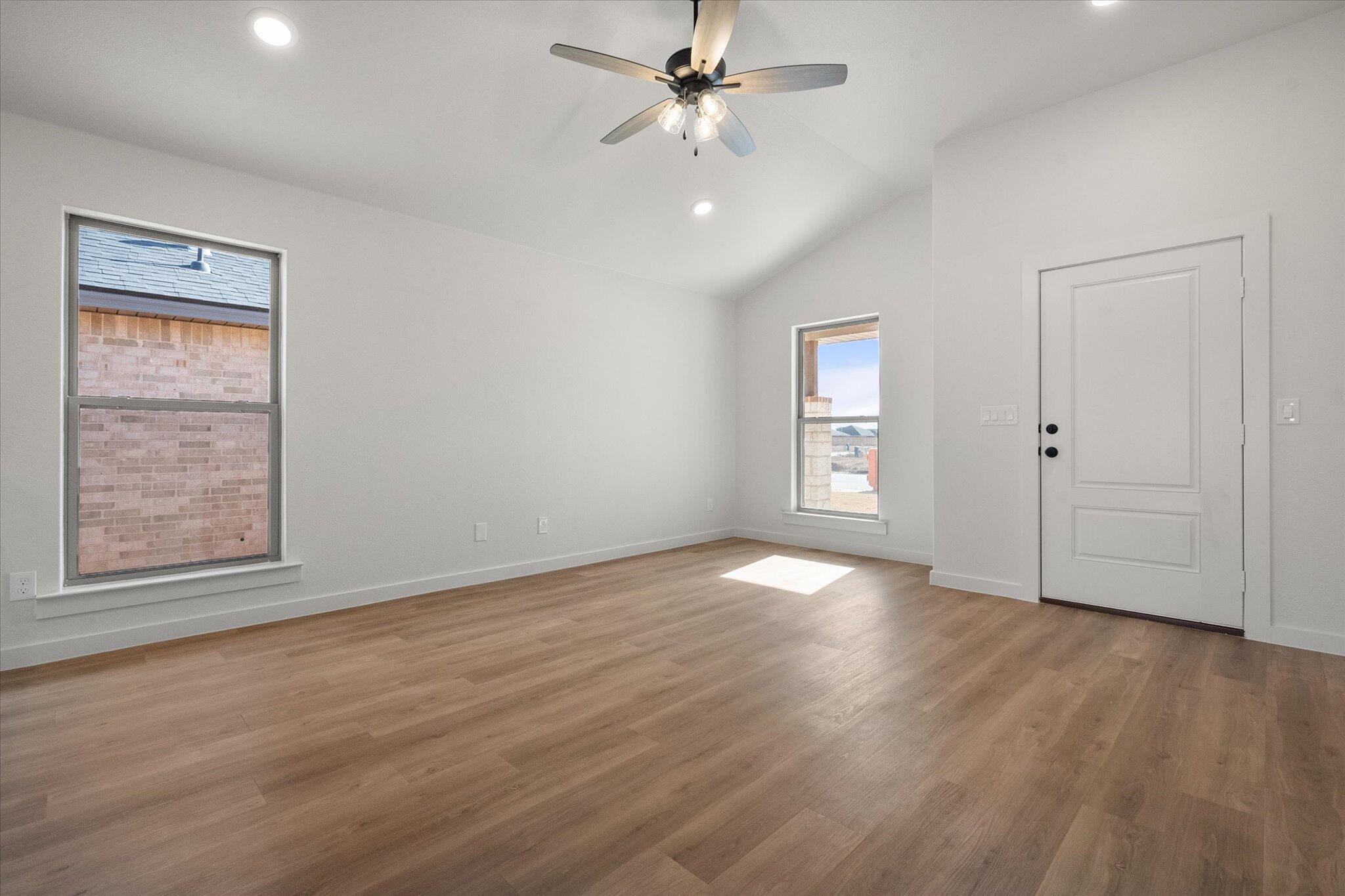 3116 138th Place Lubbock, TX 79423 - Photo 5 of 21 01-3116 138th Pl_9858