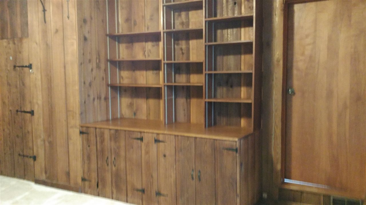 1350 South Garrison Chapel Road Bloomington, IN 47403 - Photo 2 of 16 Gallery Image 2