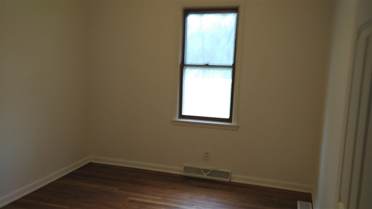 1350 South Garrison Chapel Road Bloomington, IN 47403 - Photo 7 of 16 Gallery Image 7