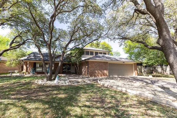 $399,000 | 3434 Blueridge Drive, Abilene, TX 79605