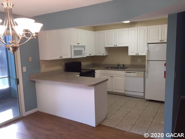 501 Southwest 75th Street, Unit G8 Gainesville, FL 32607 - Photo 7 of 16